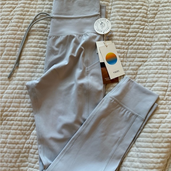 Vuori daily pocket legging - moon - Picture 1 of 6